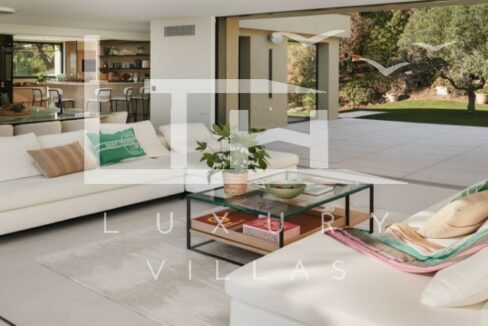 Villa Sandy S. Tropez - Luxury Living Room 10