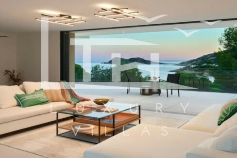 Villa Sandy S. Tropez - Luxury Living Room 11